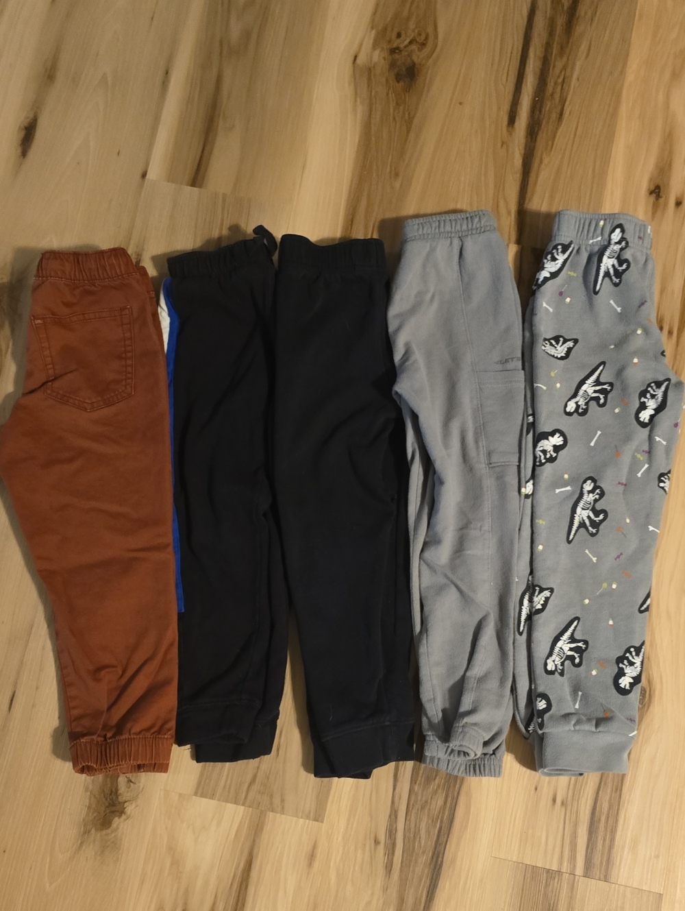 Cat And Jack Boys 5T Joggers And Sweatpants Bundle 5 Pairs
